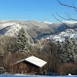 Chalet Les Bouleaux, La Montagne Des Lamas